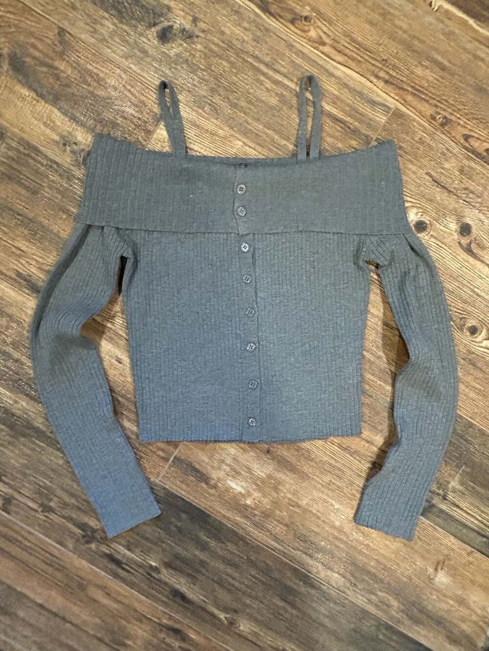 Iris Off-Shoulder Ribbed Knit Long Sleeve Button-Down Crop Top